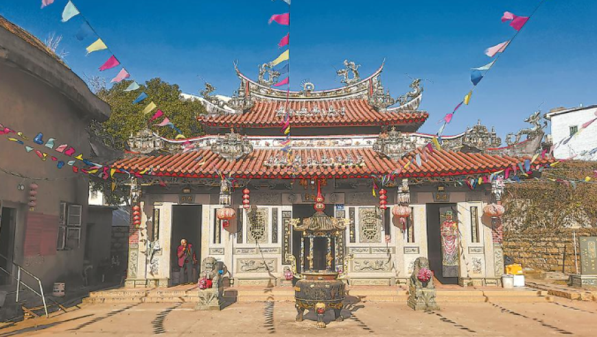 媒体：贾浅浅改简历不是私人问题,新澳门资料大全2025香港,展开计划实施_iosV12.3